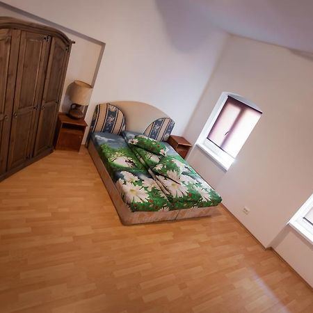 Matei Basarab Private Apartments Braşov Chambre photo